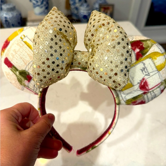 Minnie Mouse Ears with Wine bottle/glasses pattern - Picture 2 of 3